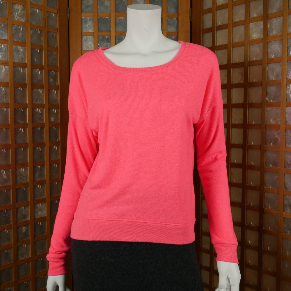 American Eagle Vintage Plush T Sweater Size Small